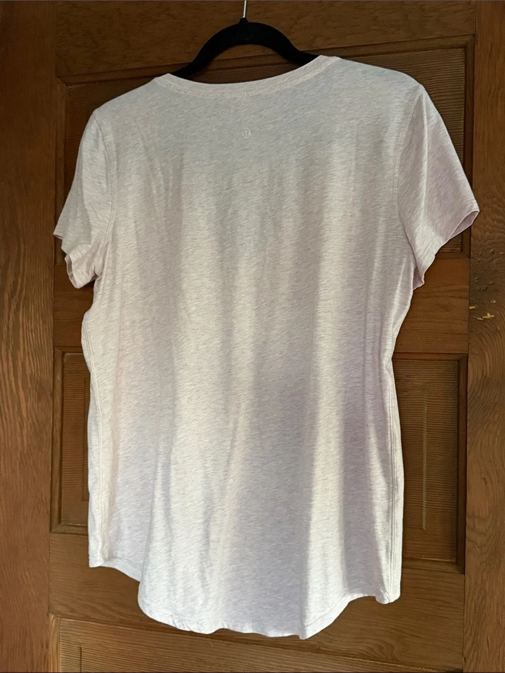 Lululemon Light Pink V-Neck Short Sleeve Tee Heathered Petals Size 8 - Picture 4 of 4